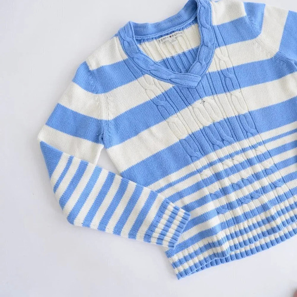 Vintage 90's Y2K Tommy Hilfiger Blue & White Stripe V-Neck Long Sleeve Sweater - Picture 8 of 12